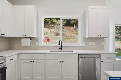 10392 Kiska Rd SE, Jefferson, OR 97352 - Photo 14