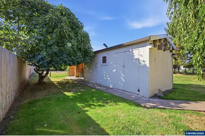 820 Kees St, Lebanon, OR 97355 - Photo 38