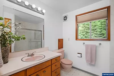 27828 Gibralter Lp, Eugene, OR 97405 - Photo 24