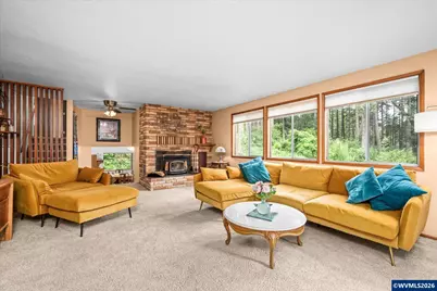 27828 Gibralter Lp, Eugene, OR 97405 - Photo 14