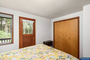 27828 Gibralter Lp, Eugene, OR 97405 - Photo 20