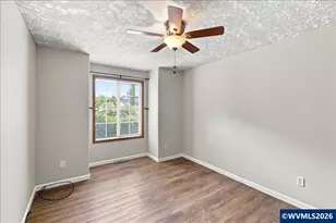 5746 Flairstone Dr SE, Salem, OR 97306 - Photo 16