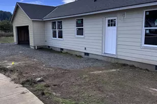 4415 Knotty Pne Ct, Sweet Home, OR 97386 - Photo 2