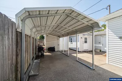 1147 Juniper St, Junction City, OR 97448 - Photo 28