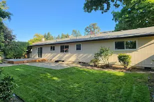 815 Valleywood Dr SE, Salem, OR 97306 - Photo 4