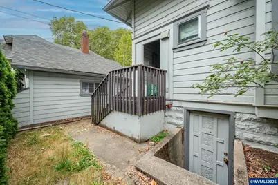 660 NW Van Buren Av, Corvallis, OR 97330 - Photo 2