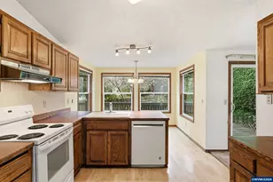 3738 SW 16th Ct, Gresham, OR 97080 - Photo 16