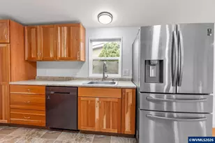 620 E St, Lebanon, OR 97355 - Photo 14