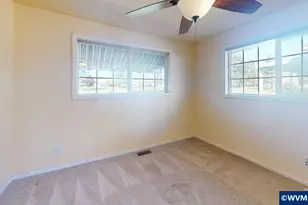 1131 Princeton Rd, Woodburn, OR 97071 - Photo 16