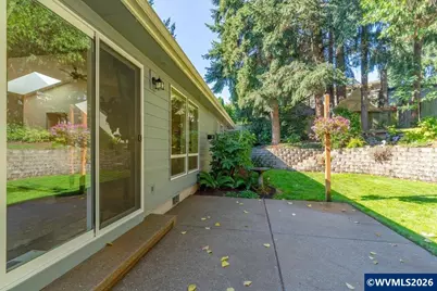 303 Carnelia St SE, Salem, OR 97306 - Photo 40