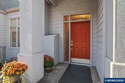 1746 Sunburst Ter NW, Salem, OR 97304 - Photo 4