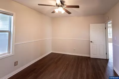 34693 Meridian Rd, Lebanon, OR 97355 - Photo 20