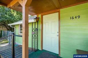 1649 Elm St, Sweet Home, OR 97386 - Photo 4