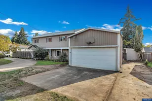 1203 Oak St, Amity, OR 97101 - Photo 2