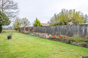 1110 Cascade Dr, Lebanon, OR 97355 - Photo 28