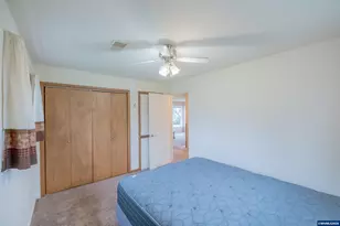 1110 Cascade Dr, Lebanon, OR 97355 - Photo 18