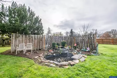 1110 Cascade Dr, Lebanon, OR 97355 - Photo 30