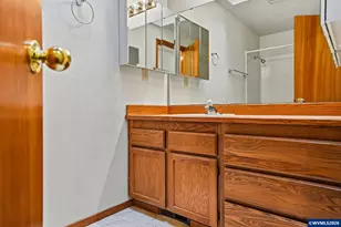 1013 NE Lorvik Pl, Corvallis, OR 97330 - Photo 24
