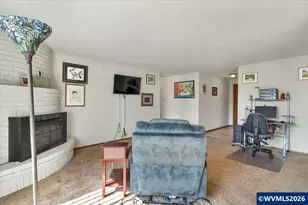 2008 W Santiam Dr, Woodburn, OR 97071 - Photo 20