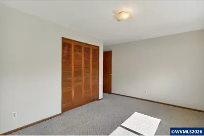 2008 W Santiam Dr, Woodburn, OR 97071 - Photo 26