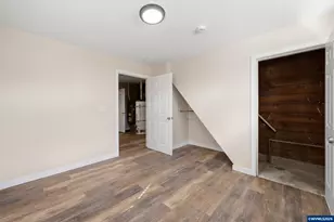 675 SW Parkside Dr, Mill City, OR 97360 - Photo 28