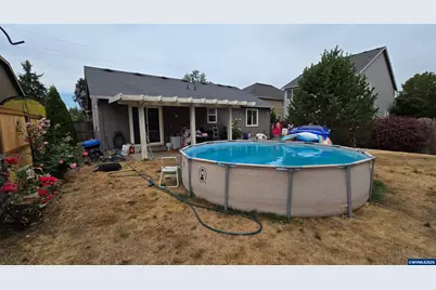 345 Clover Ridge Rd NE, Albany, OR 97322 - Photo 2