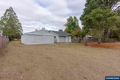 1850 S 9th St, Lebanon, OR 97355 - Photo 4