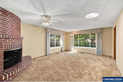 4708 Indiana Av NE, Salem, OR 97305 - Photo 10