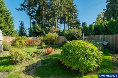 4708 Indiana Av NE, Salem, OR 97305 - Photo 34