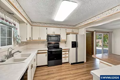 4708 Indiana Av NE, Salem, OR 97305 - Photo 14