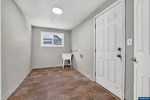 767 Browning Ave S, Salem, OR 97302 - Photo 22