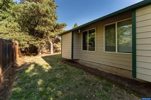 2620 NW Ginseng Pl, Corvallis, OR 97330 - Photo 18