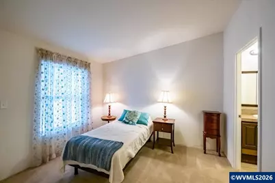 612 N Cascade Dr #76, Woodburn, OR 97071 - Photo 14