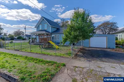 991 SE Lyle St, Dallas, OR 97338 - Photo 4