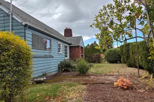 857 Monmouth St, Independence, OR 97361 - Photo 1