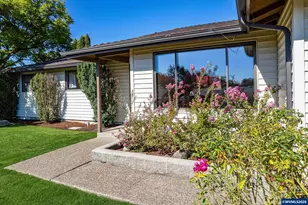 643 NW Survista Ave, Corvallis, OR 97330 - Photo 44