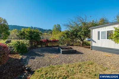 3551 Juniper St, Sweet Home, OR 97386 - Photo 4