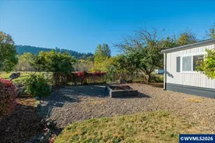3551 Juniper St, Sweet Home, OR 97386 - Photo 4