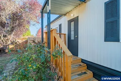 3551 Juniper St, Sweet Home, OR 97386 - Photo 2