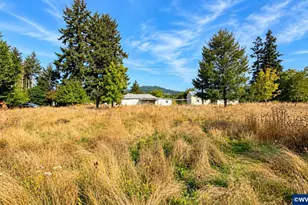 38140 Weirich Dr, Lebanon, OR 97355 - Photo 6