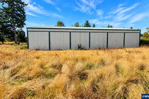 38140 Weirich Dr, Lebanon, OR 97355 - Photo 10