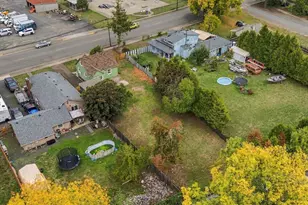 1923 Long St, Sweet Home, OR 97386 - Photo 36