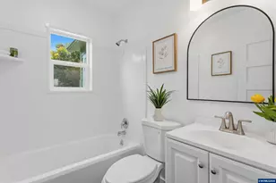 1923 Long St, Sweet Home, OR 97386 - Photo 18