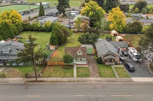 1923 Long St, Sweet Home, OR 97386 - Photo 32