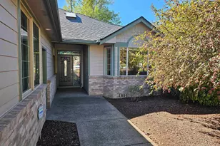 1395 West Meadows Dr NW, Salem, OR 97304 - Photo 4