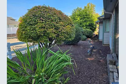 1395 West Meadows Dr NW, Salem, OR 97304 - Photo 42