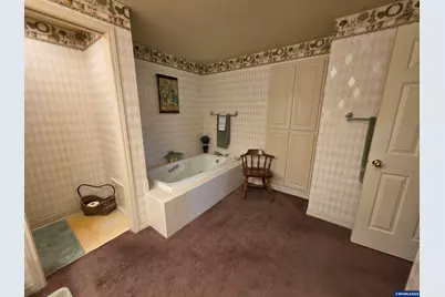 6425 Castle Lake Ct N, Keizer, OR 97303 - Photo 38