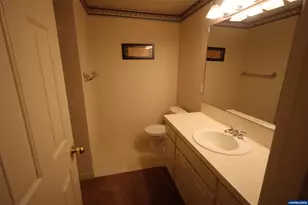 6425 Castle Lake Ct N, Keizer, OR 97303 - Photo 30