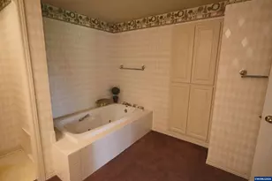 6425 Castle Lake Ct N, Keizer, OR 97303 - Photo 38