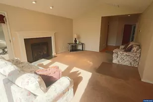 6425 Castle Lake Ct N, Keizer, OR 97303 - Photo 24